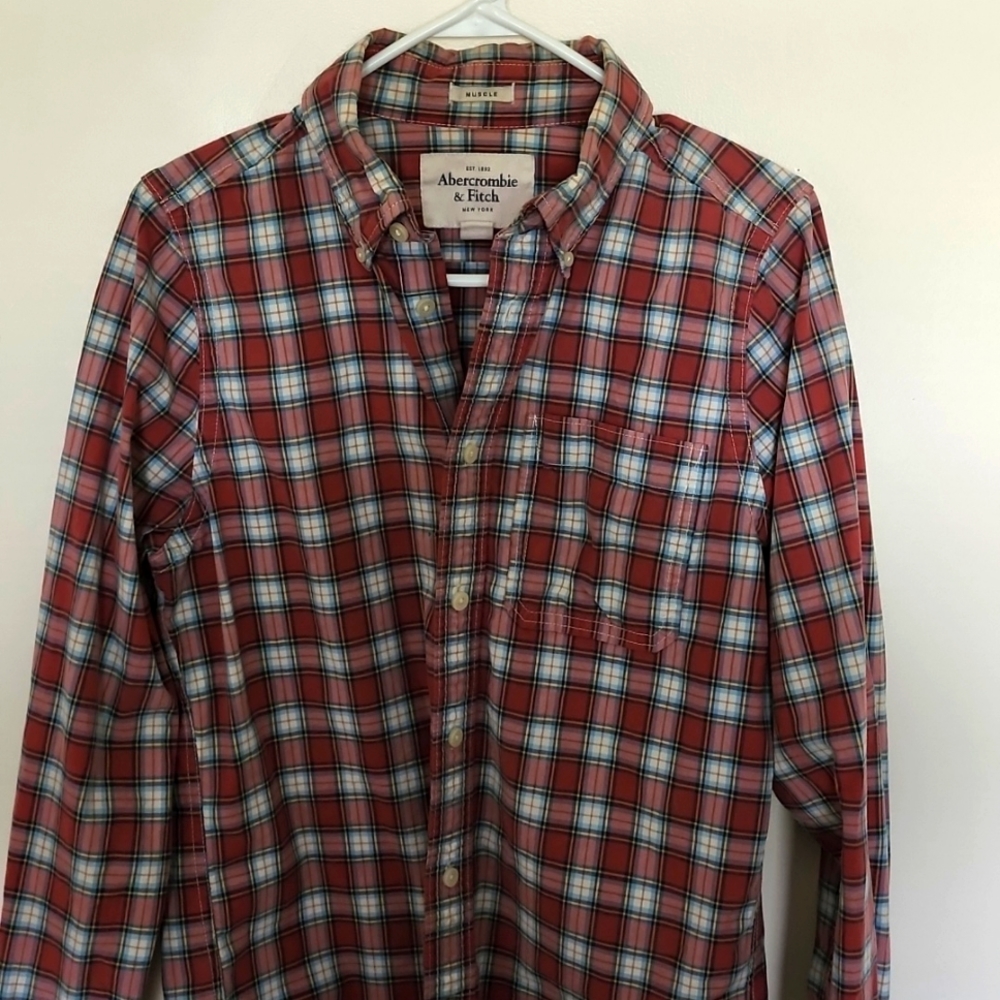 Mens button down Abercrombie and Fitch shirt